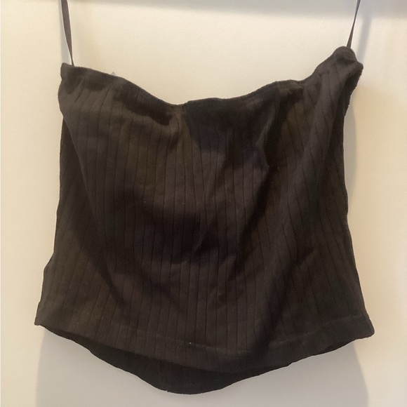 Black crop top size xs - Picture 2 of 3